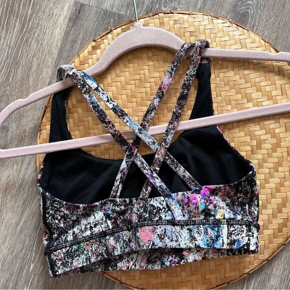 Lululemon energy sports bra in vitalize multi color print Women’s Size 4 - Picture 3 of 5